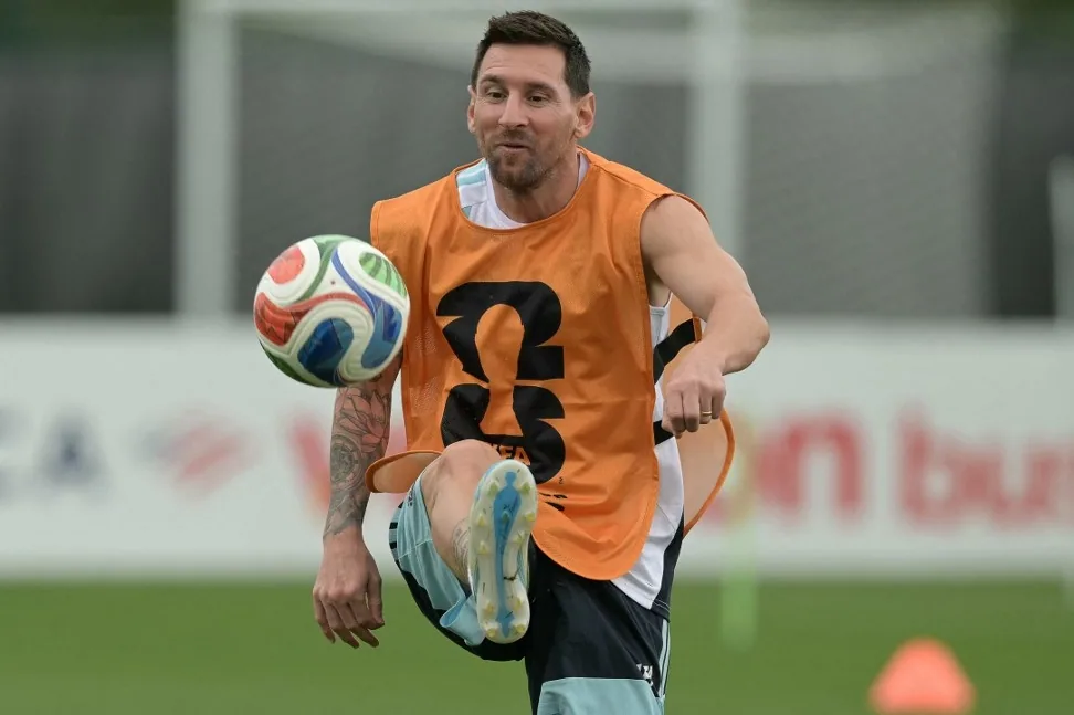 Lionel Messi nem lesz kezdő Jordánia ellen