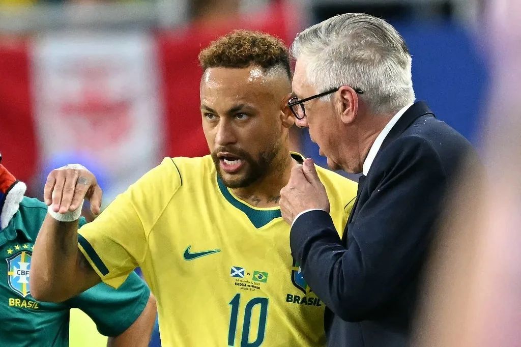 Ancelotti nem árulta el, mi a terve Neymarral