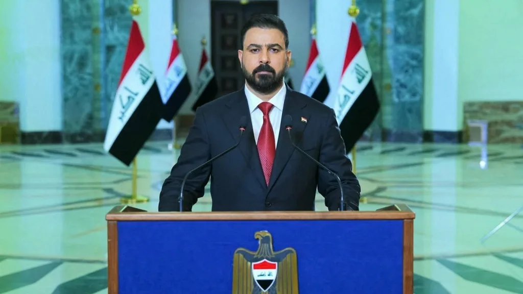 Irak új miniszterelnöke a korrupcióellenes harc folytatását ígérte