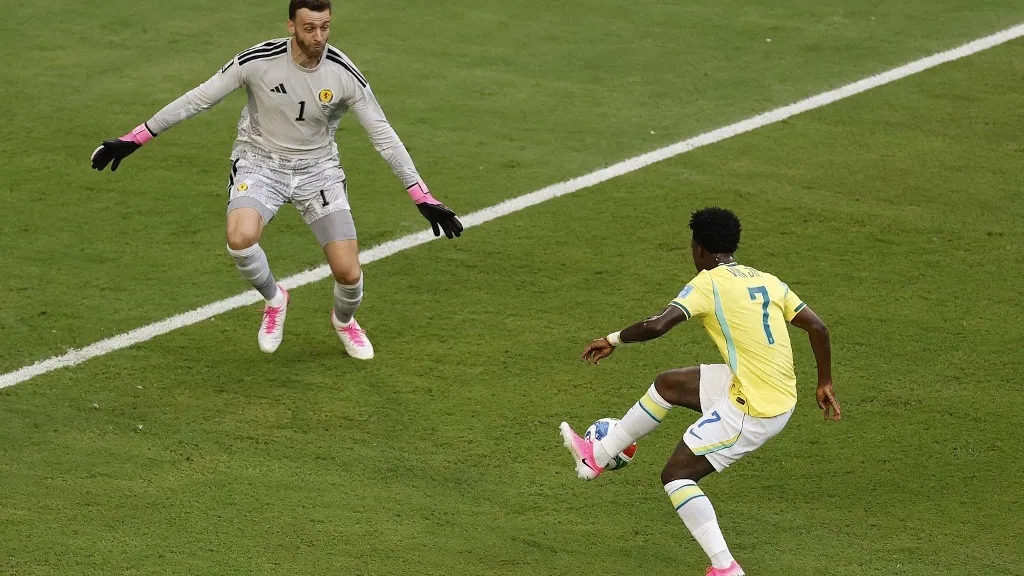 Japán meglepheti a brazilokat – ÉLŐ