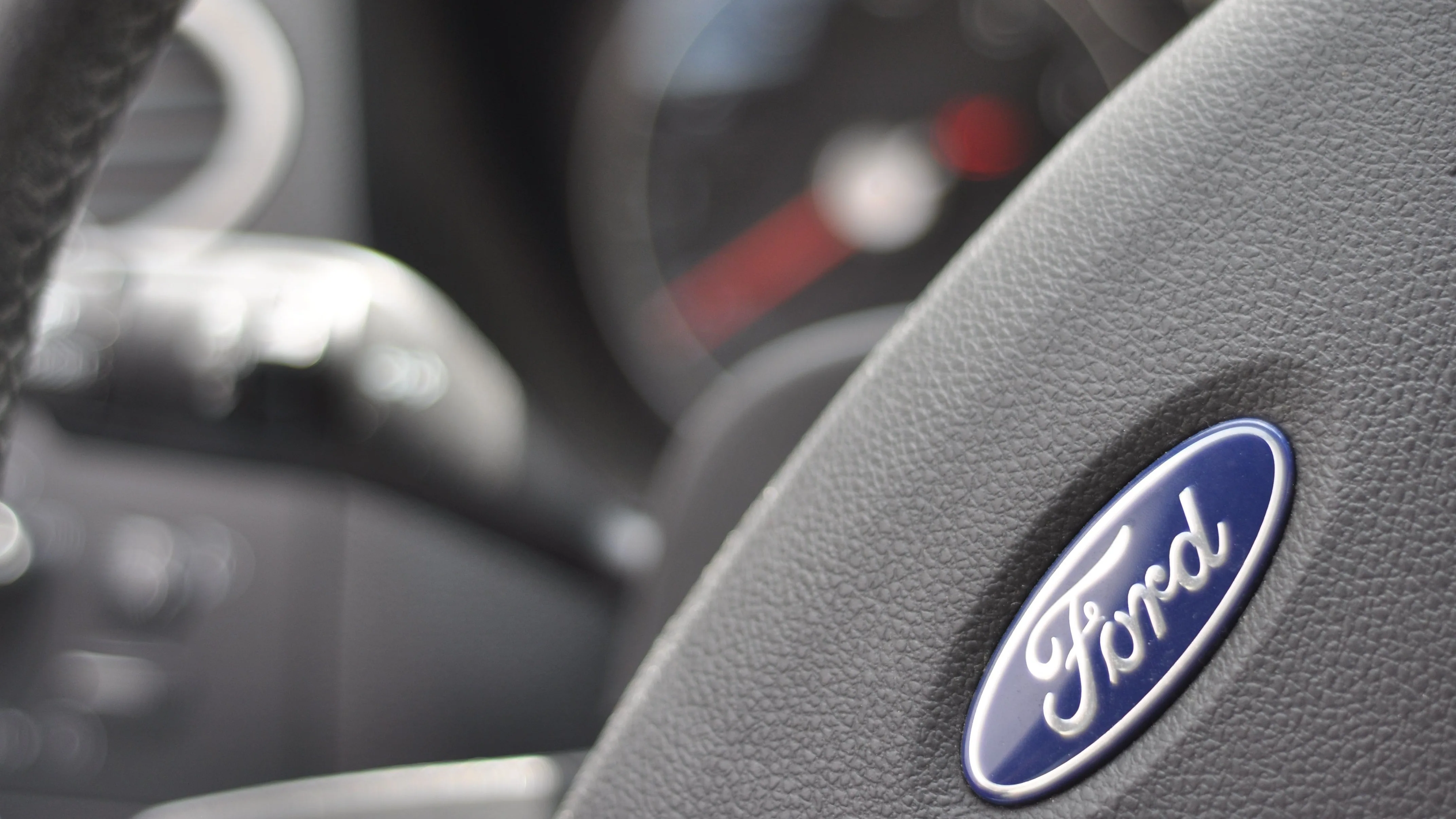 A Ford mérnökökre cseréli a mesterséges intelligenciát