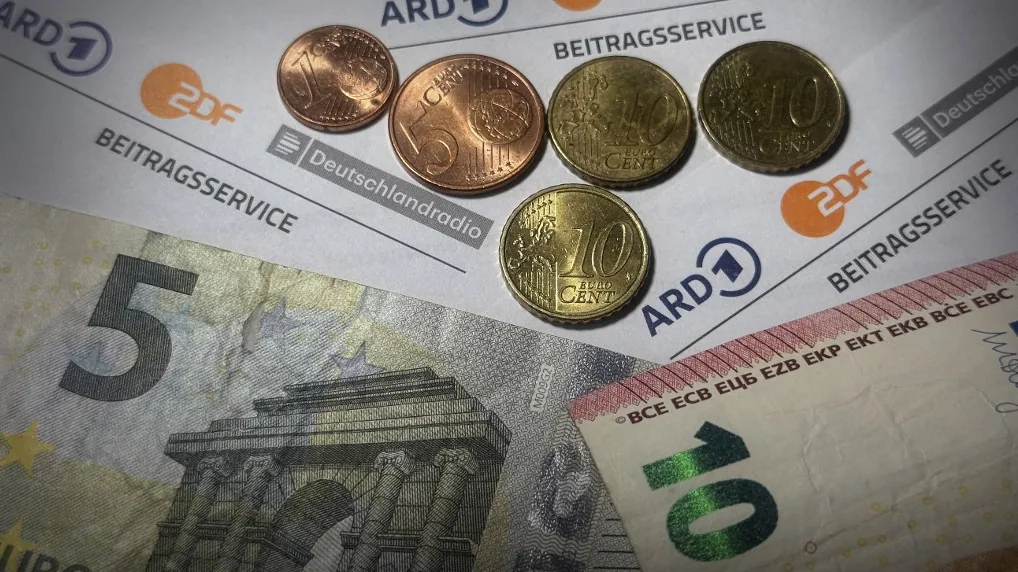 Erősödött a forint reggel