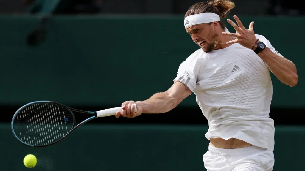 Zverev jutott elsőként döntőbe a férfiaknál