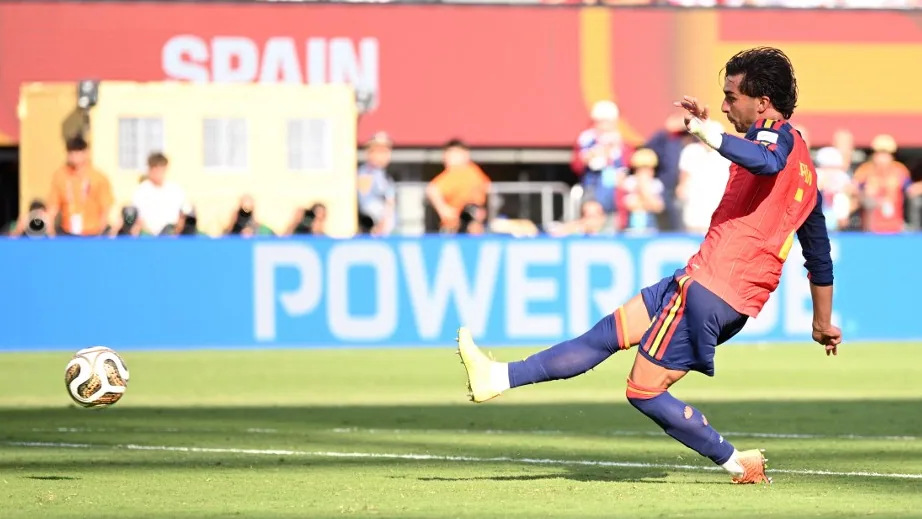 Ferran Torres vb-címet érő gólja Ferran Torres vb-címet érő gólja