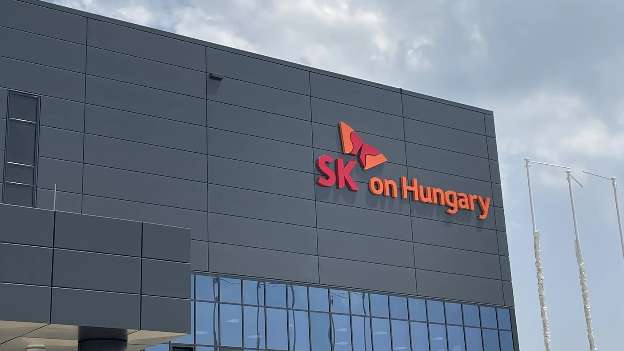 SK on Hungary