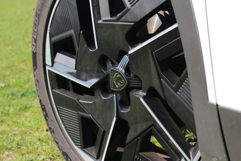 Peugeot 408 GT