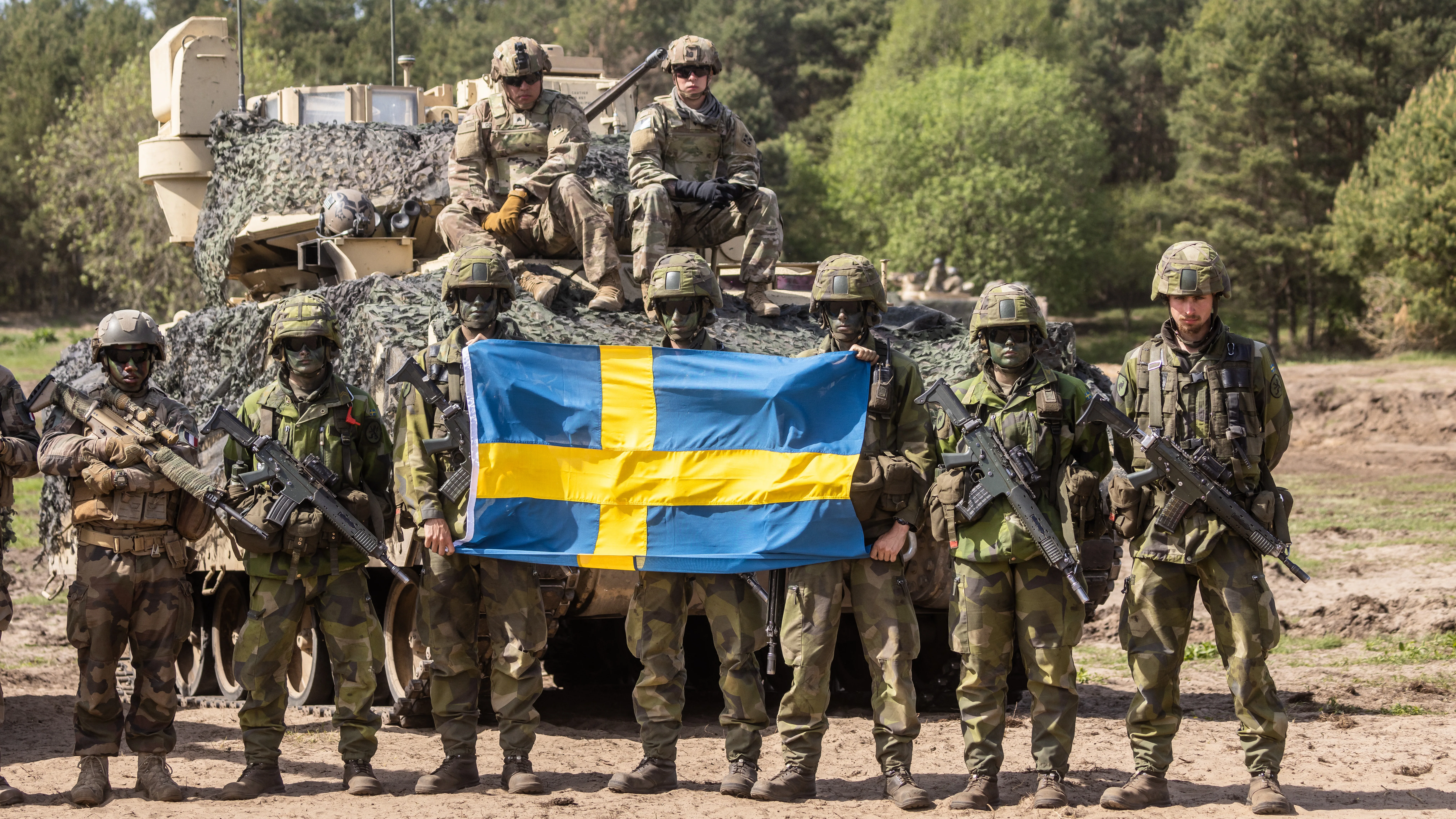 Svédország katonai erőket küld Finnországba