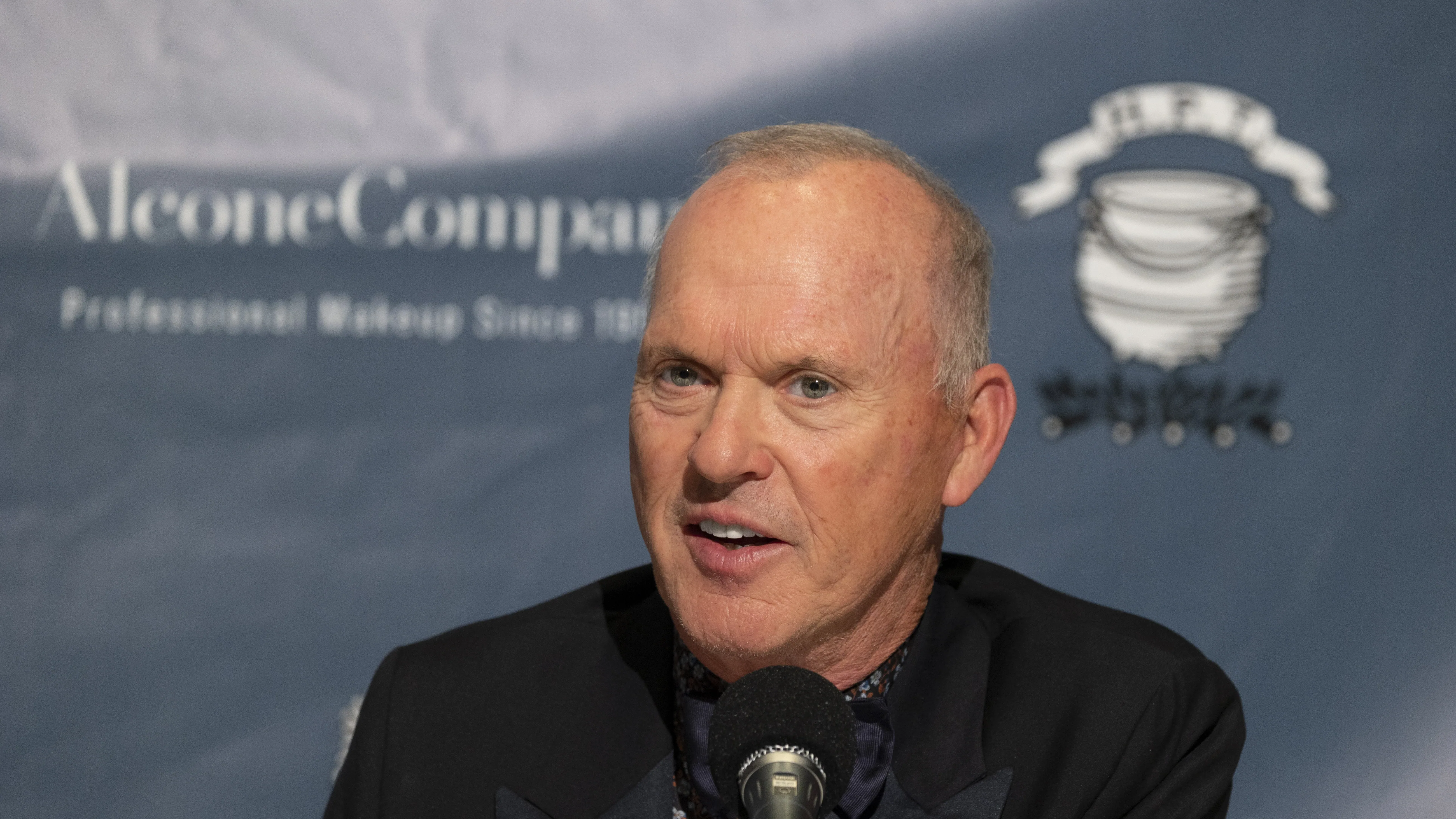 Michael Keaton Golden Globe-díjas amerikai filmszínész 75 éves