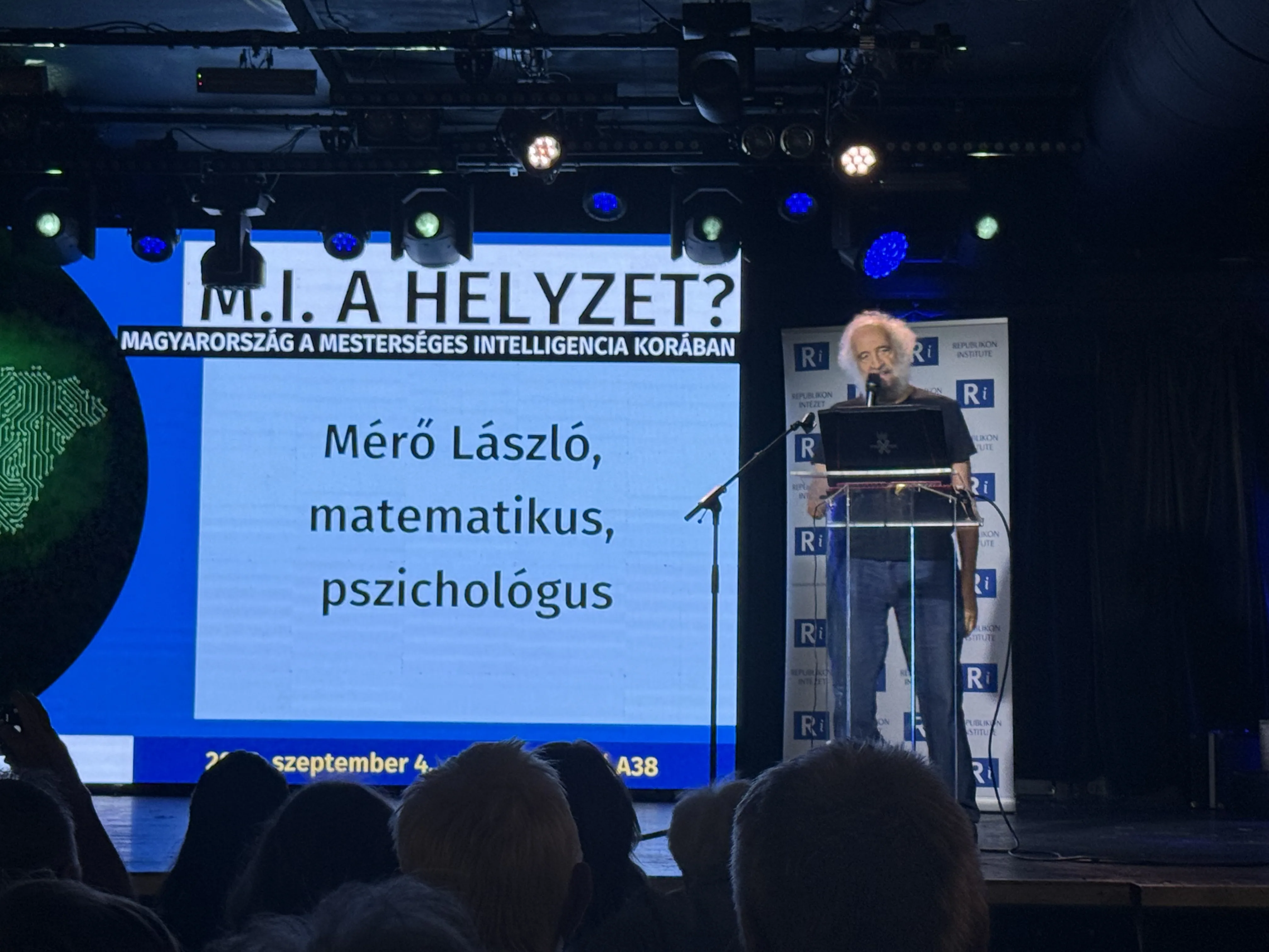Mérő László matematikus-pszichológus Mérő László matematikus-pszichológus