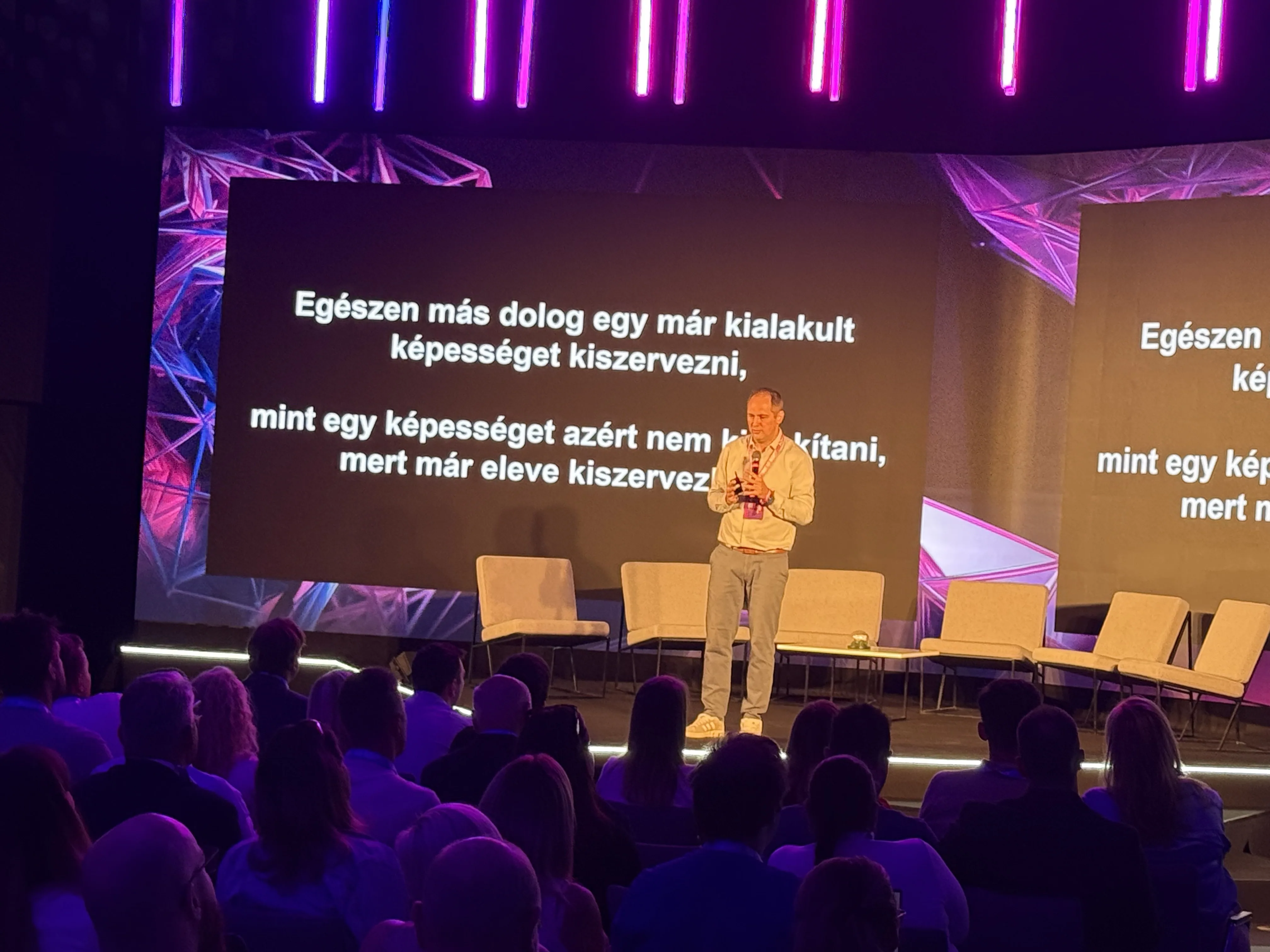 Steigervald Krisztián generációkutató, AI SUMMIT 2026