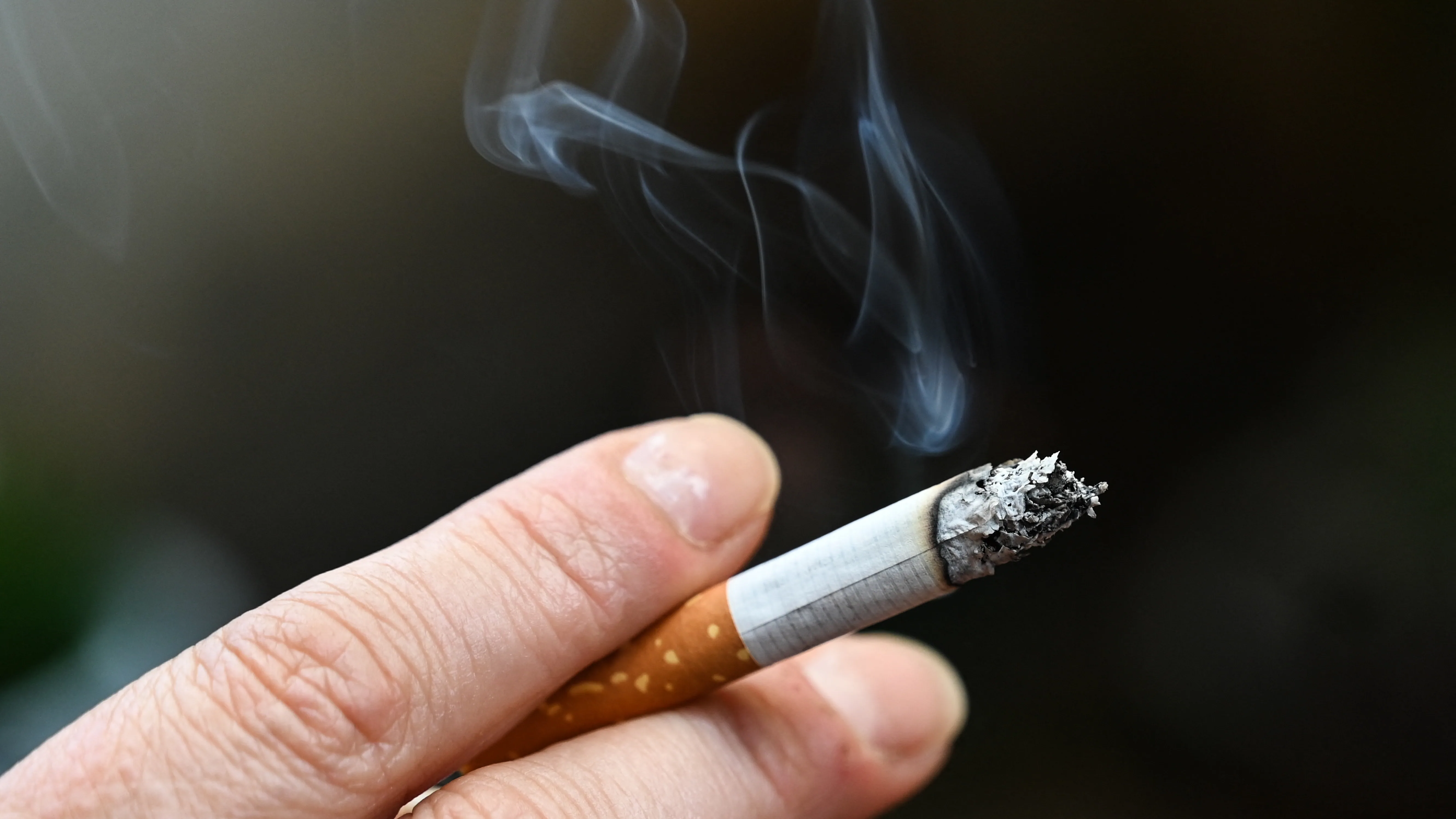 cigi cigaretta dohányzás