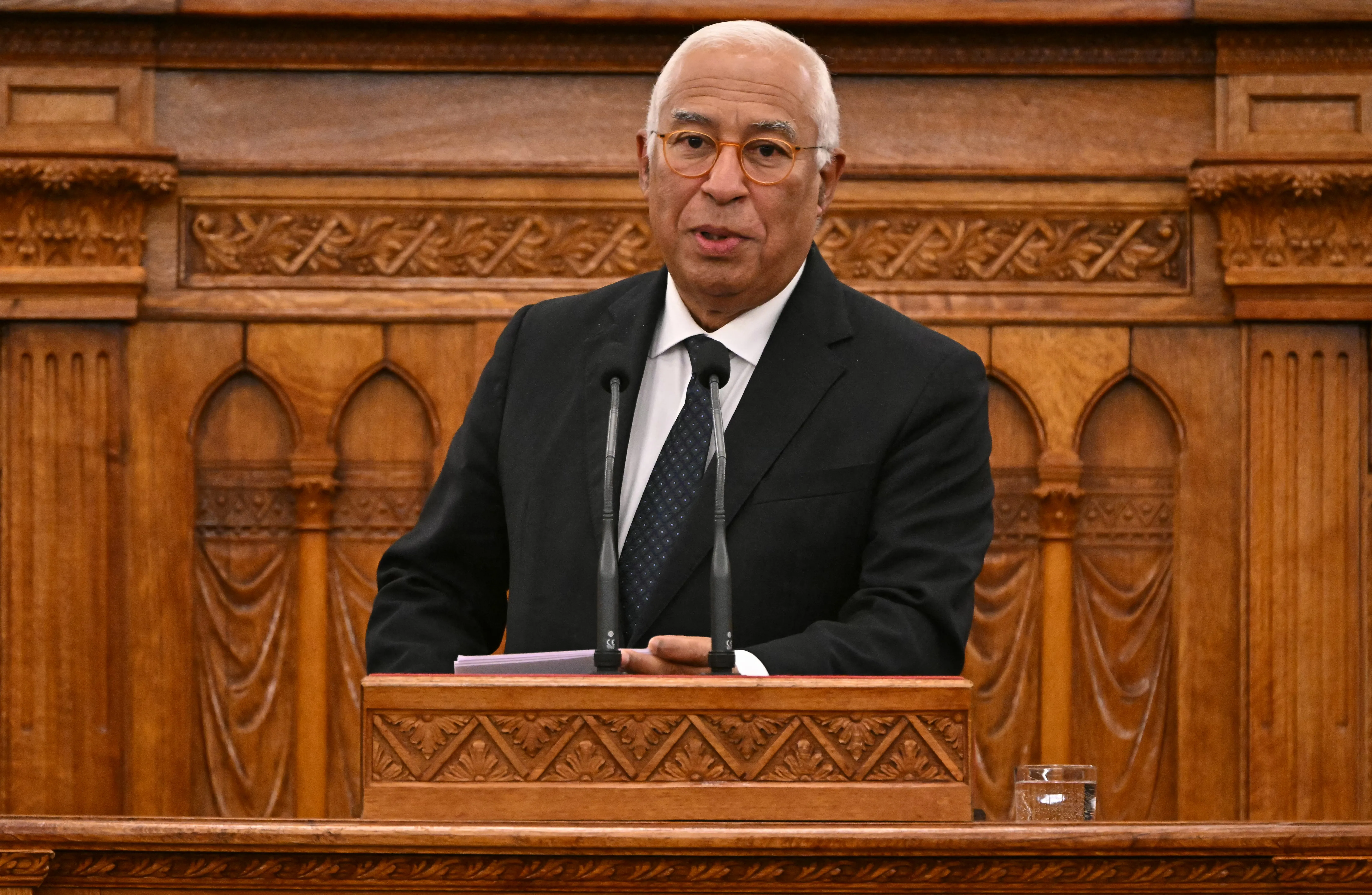 Antonio Costa, az Európai Tanács elnöke beszédet mond az 1956-os forradalom és szabadságharc 70. évfordulója alkalmából rendezett emlékülésen az Országházban Antonio Costa, az Európai Tanács elnöke beszédet mond az 1956-os forradalom és szabadságharc 70. évfordulója alkalmából rendezett emlékülésen az Országházban